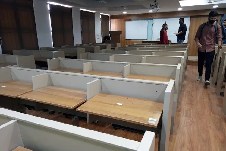 B.K. School of Business Management, Ahmedabad