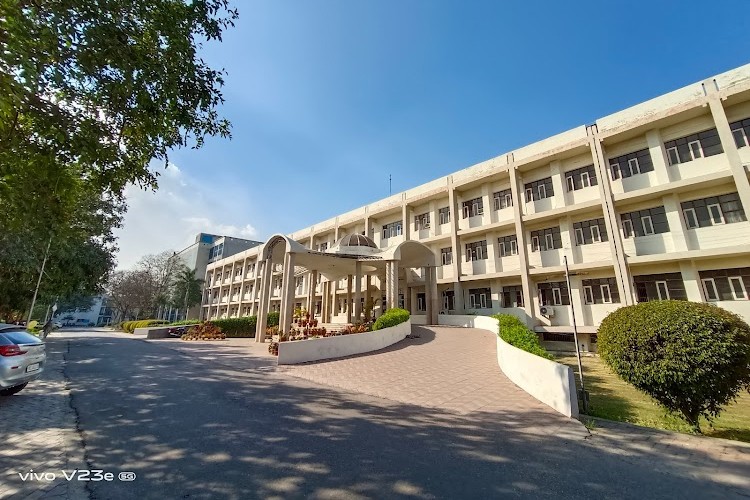 Baba Banda Singh Bahadur Engineering College, Fatehgarh Sahib