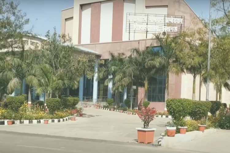 Babasaheb Bhimrao Ambedkar University, School for Management, Lucknow