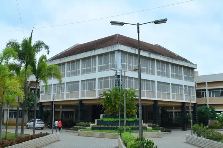 Bapuji Academy of Management and Research, Davanagere