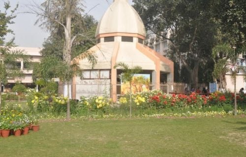 BBK DAV College for Women, Amritsar