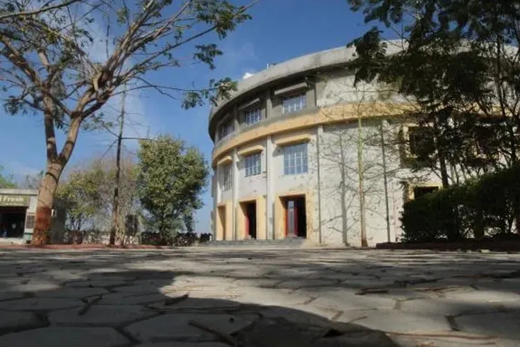 BH Gardi College of Engineering and Technology, Rajkot