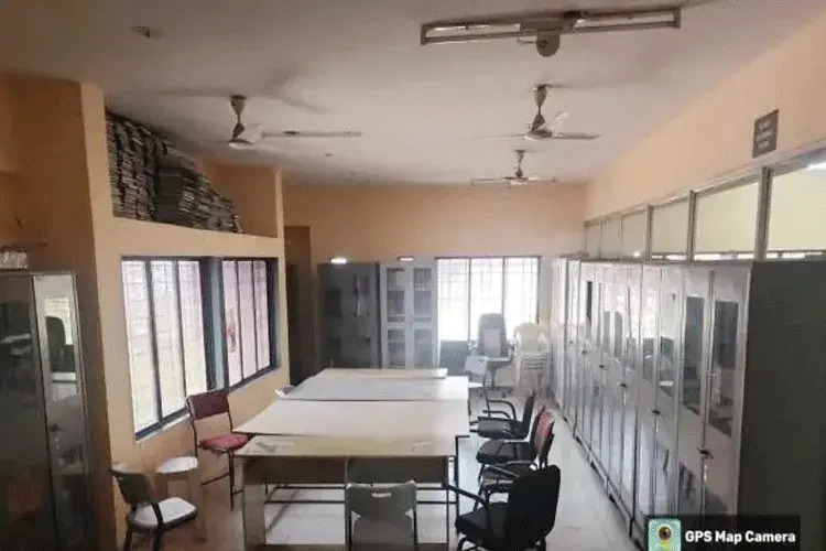 Bhagwan Mahavir College of Management, Surat