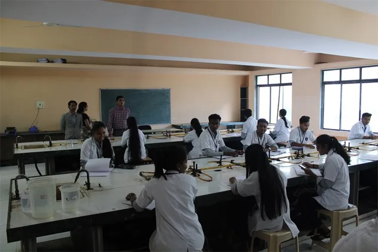 Bhagwan Mahavir College of Pharmacy, Surat