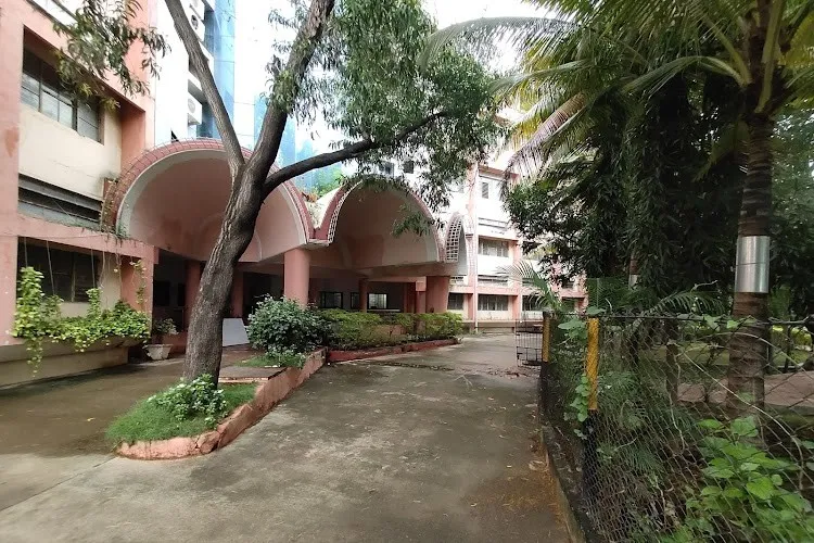 Bharat-Ratna Indira Gandhi College of Engineering, Solapur