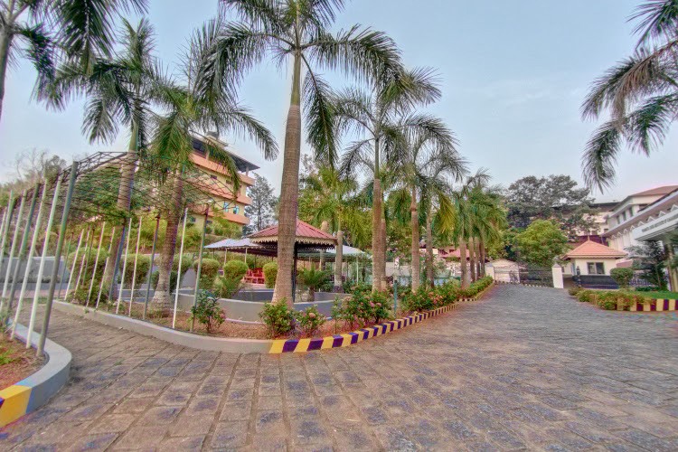 Bharata Mata College, Kochi