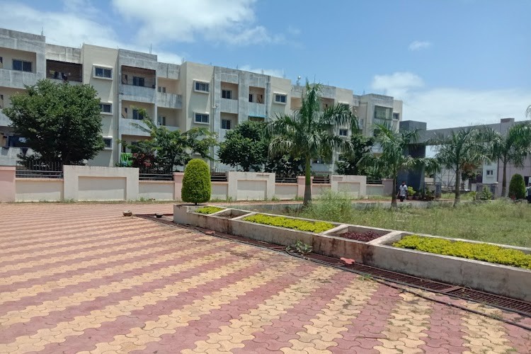 Bharati Vidyapeeth Deemed University, Yashwantrao Mohite Institute of Management, Karad