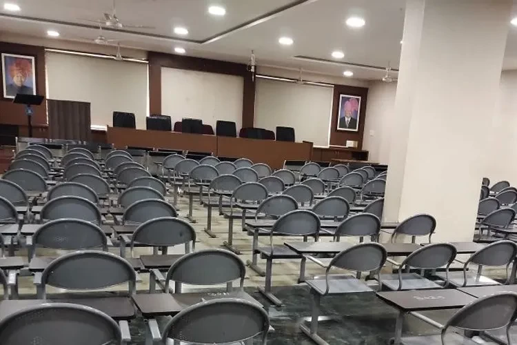 Yashwantrao Mohite Institute of Management, Karad