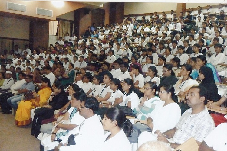 Bharati Vidyapeeth New Law College, Sangli