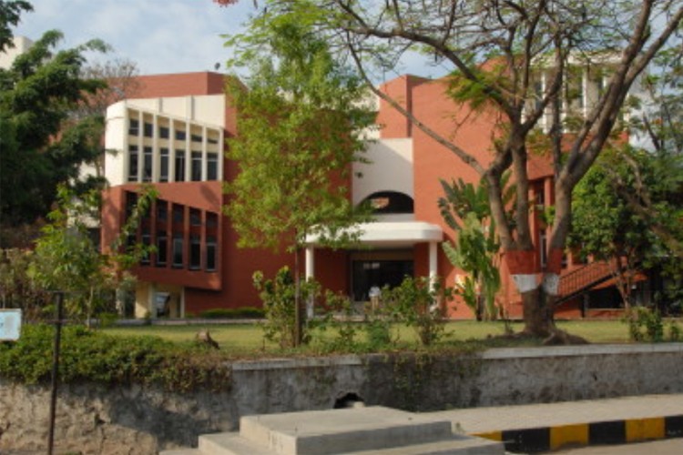 Bharati Vidyapeeth University Center for Health Management Studies & Research, Pune