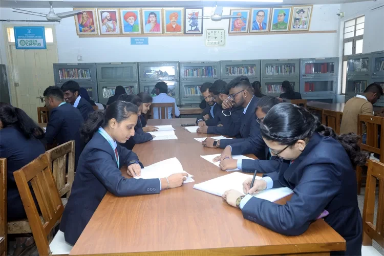 Bharati Vidyapeeth University, Institute of Management and Rural Development Administration, Sangli