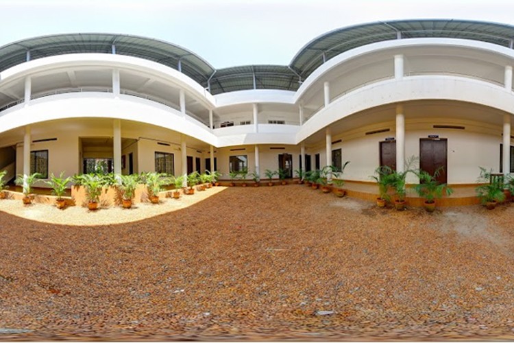 Bhavan's College of Arts and Commerce, Kochi