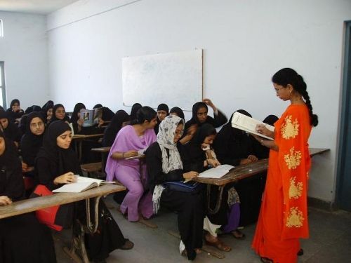 Bi Bi Raza Degree College for Women, Gulbarga