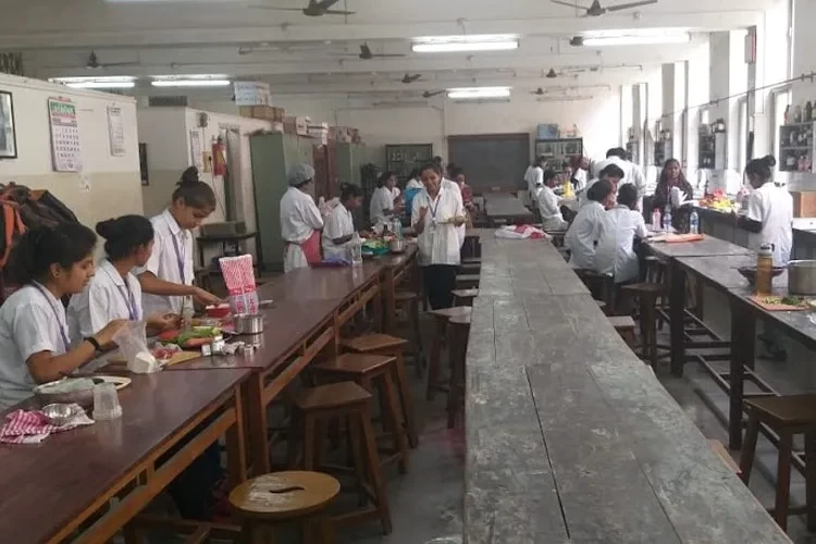 BN Bandodkar College of Science, Thane