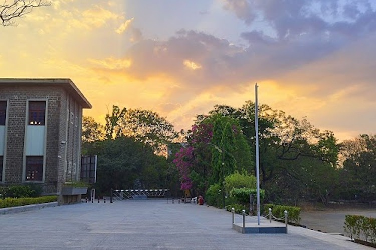 Brihan Maharashtra College of Commerce, Pune
