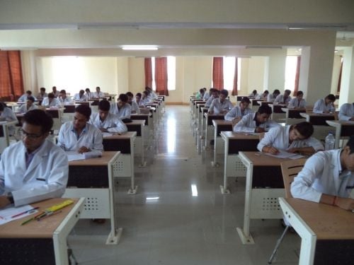 Bundelkhand Medical College, Sagar