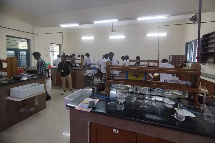 C. Kandaswami Naidu College for Men, Chennai