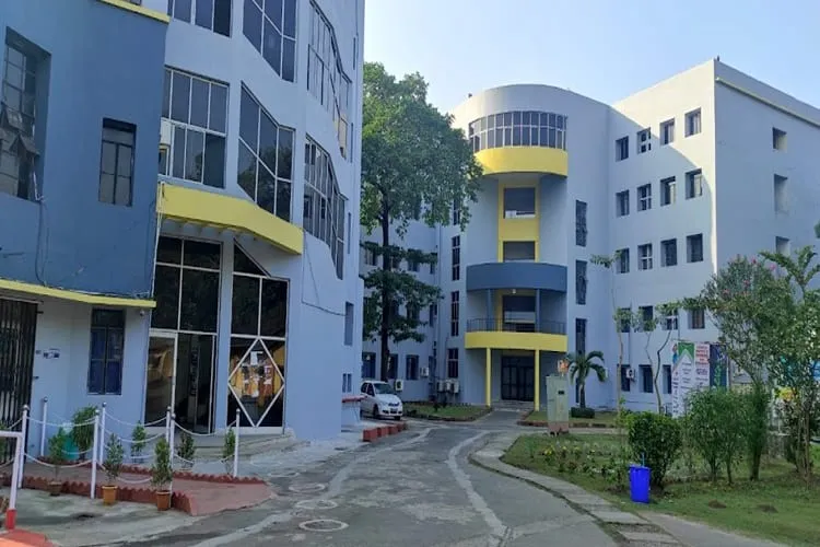 Calcutta Institute of Engineering and Management, Kolkata