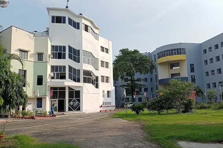 Calcutta Institute of Engineering and Management, Kolkata