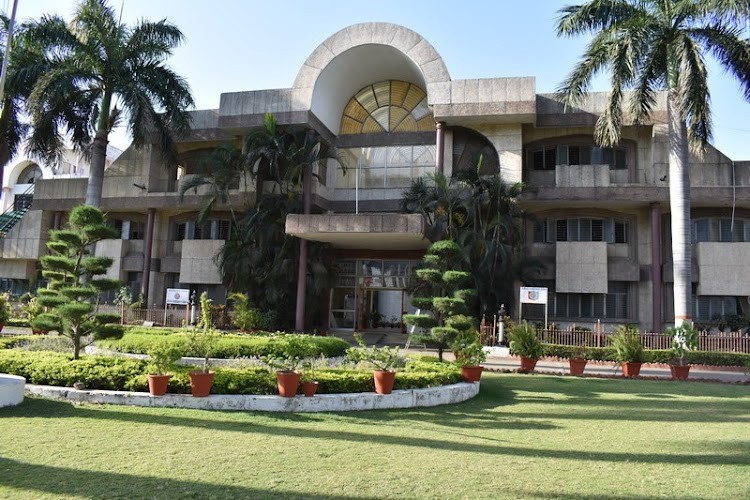 Career College of Law, Bhopal