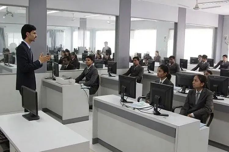 Cauvery College for Women, Tiruchirappalli