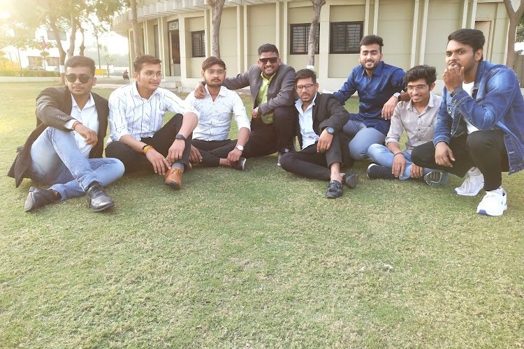 CH Institute of Management & Commerce, Indore