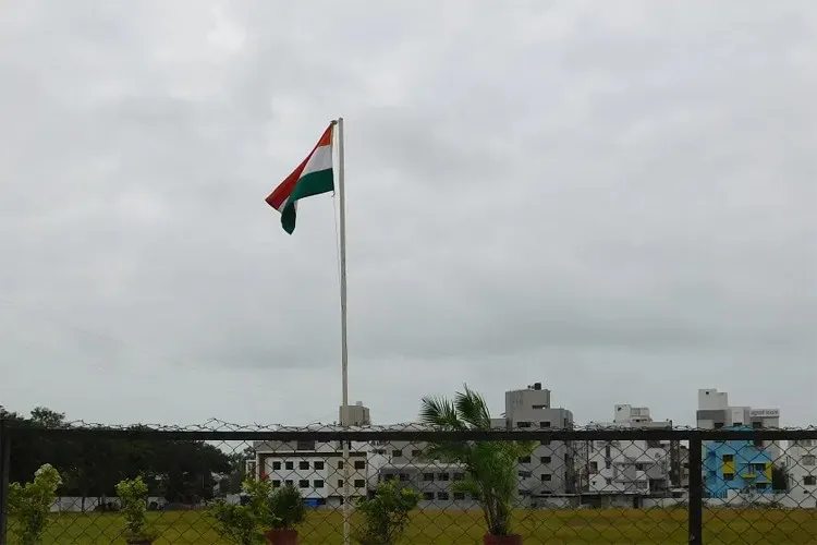 Chaganbhai Balabhai Patel Computer College, Surat