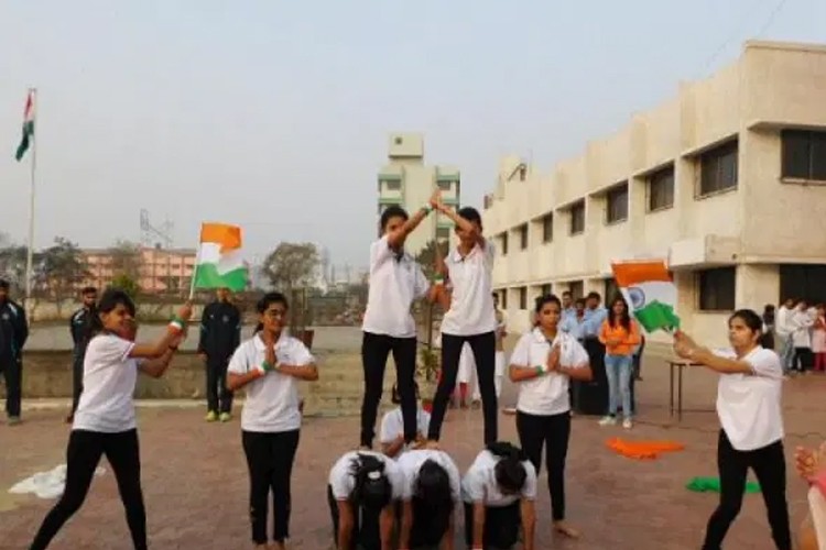 Chaganbhai Balabhai Patel Computer College, Surat