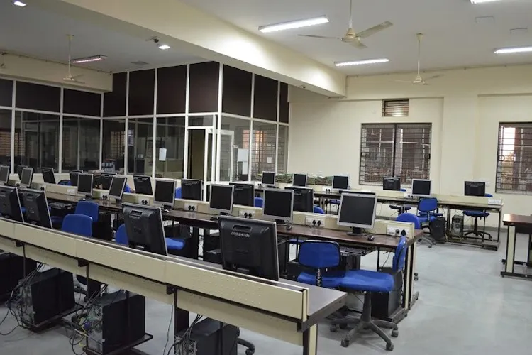 Chameli Devi School of Engineering, Indore