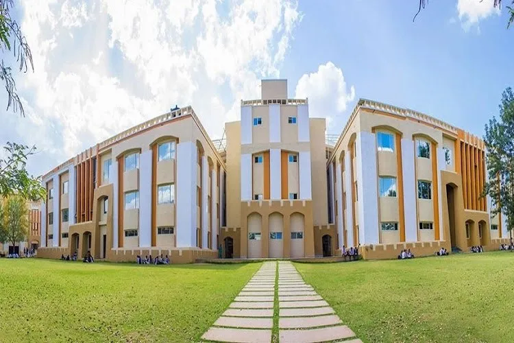 Chameli Devi School of Engineering, Indore