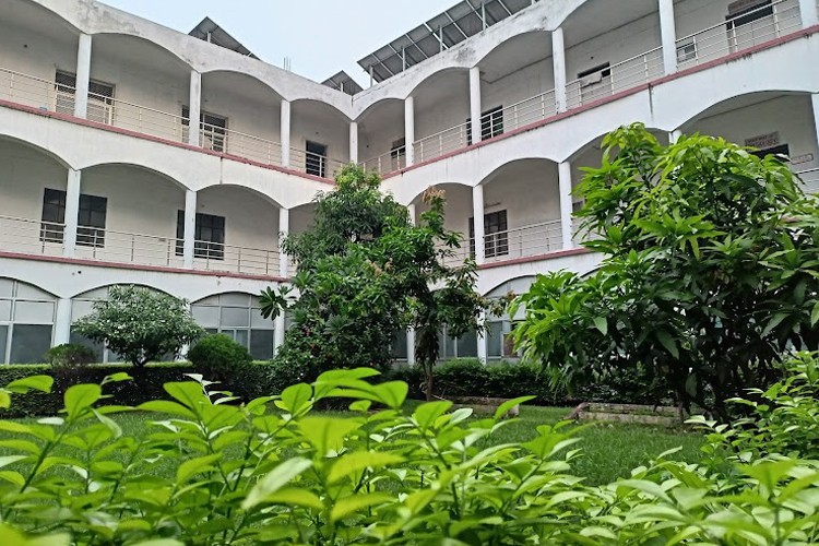 Chandra Dental College & Hospital, Barabanki