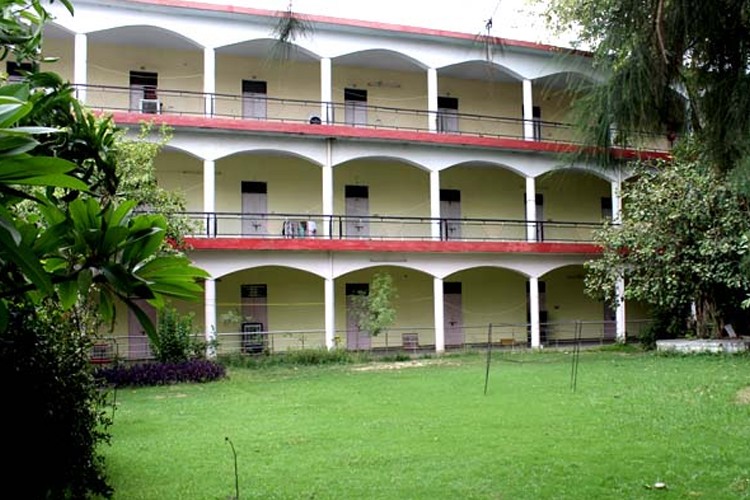 Chandra Dental College & Hospital, Barabanki