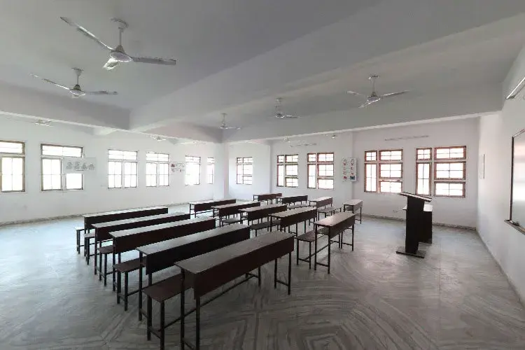 Charak Group of Institution, Lucknow