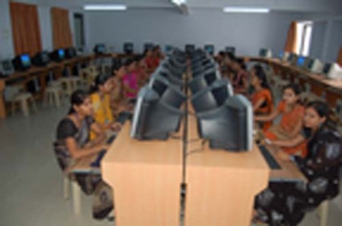 Chaudhari College of Education, Gandhinagar