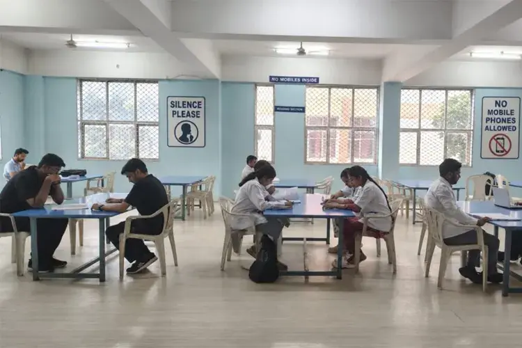 Chhattisgarh Dental College and Research Institute, Rajnandgaon