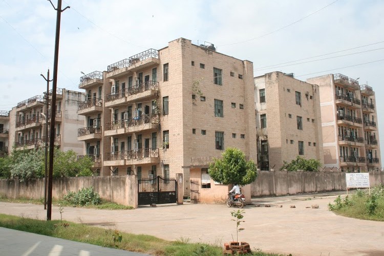 Chhattisgarh Institute of Medical Sciences, Bilaspur