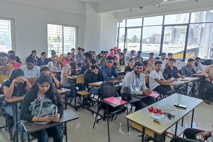 Choice College of Arts & Commerce, Pune