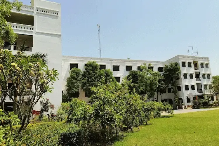 City Academy Degree College, Lucknow