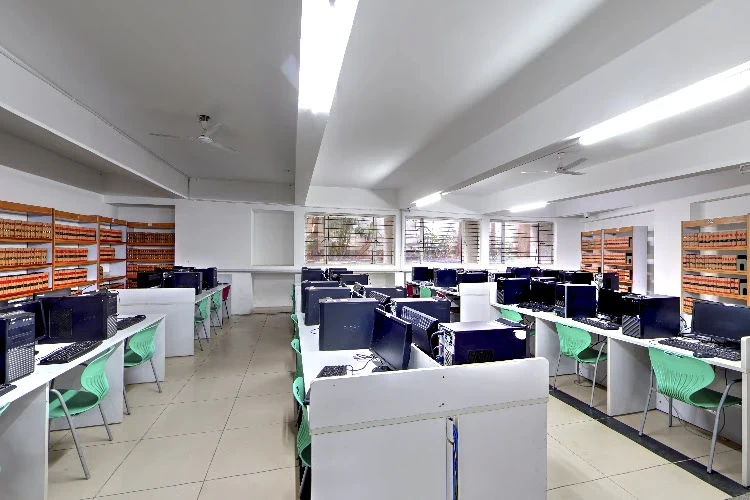 CMR University, School of Legal Studies, Bangalore