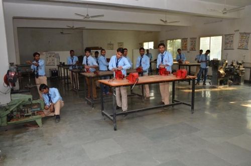 College of Engineering Sciences & Technology, Lucknow