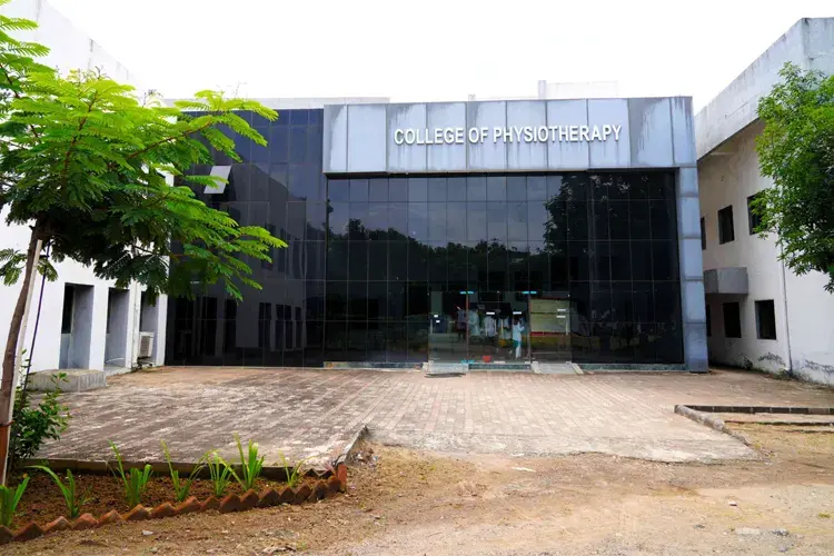 College of Physiotherapy, Sumandeep Vidyapeeth, Vadodara