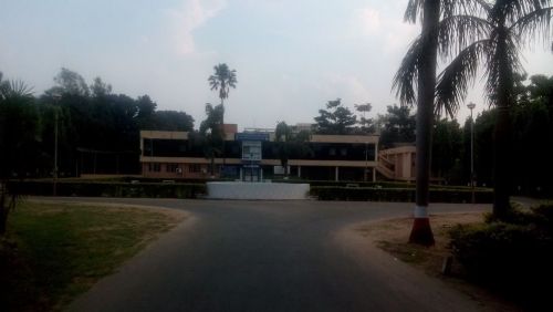 College of Veterinary Science & Animal Husbandry, Anand
