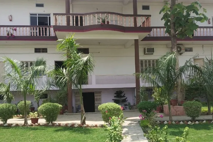 COMS International Institute of Hotel Management, Varanasi