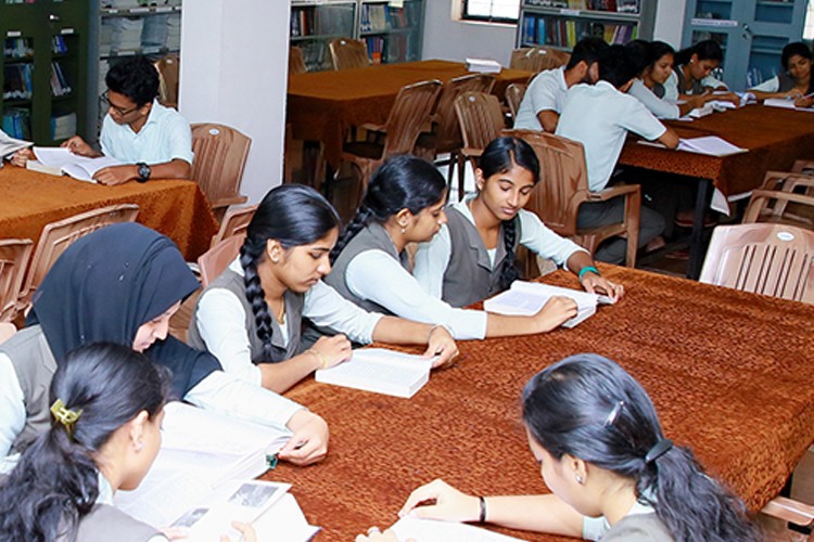 Crescent College of Pharmaceutical Sciences Payangadi, Kannur