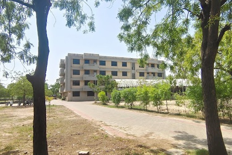 Dalia Institute of Diploma Studies, Kheda