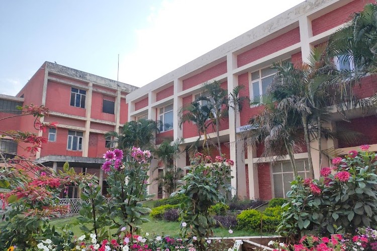 DAV Centenary Dental College, Yamuna Nagar