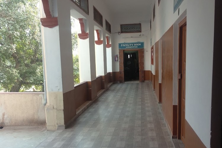 DAV PG College, Varanasi