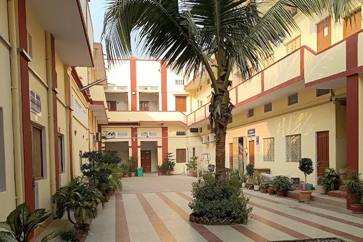 DAV PG College, Varanasi