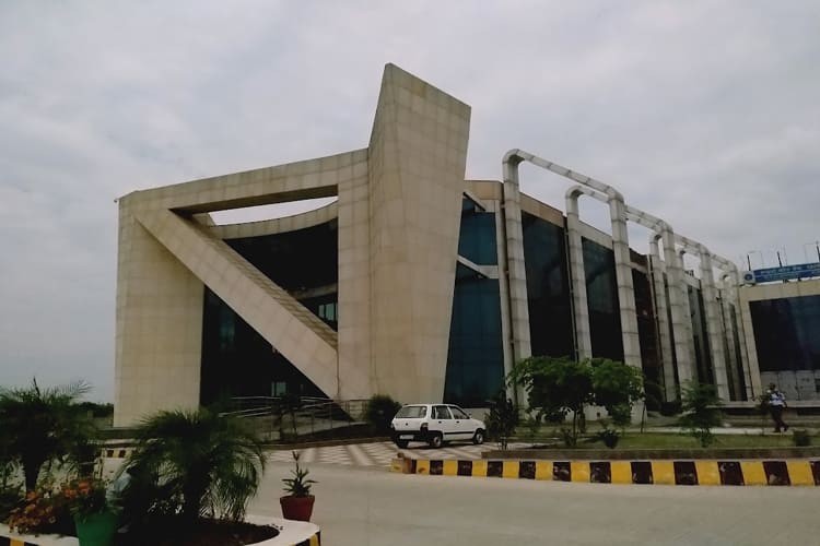DAV University, Jalandhar