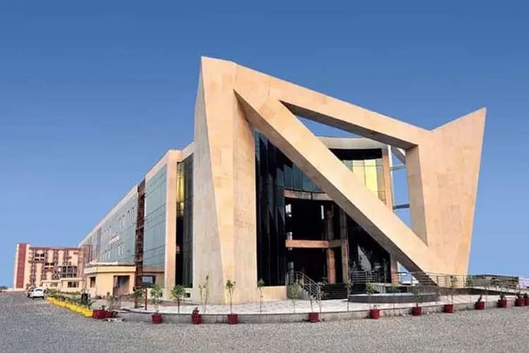 DAV University, Jalandhar